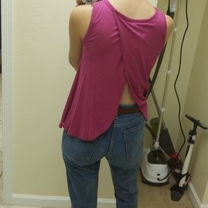 Loft tank with split open back